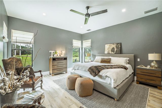 4269 15th AVE SW, Naples, FL 34116