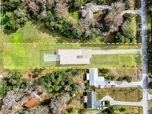 4269 15th AVE SW, Naples, FL 34116