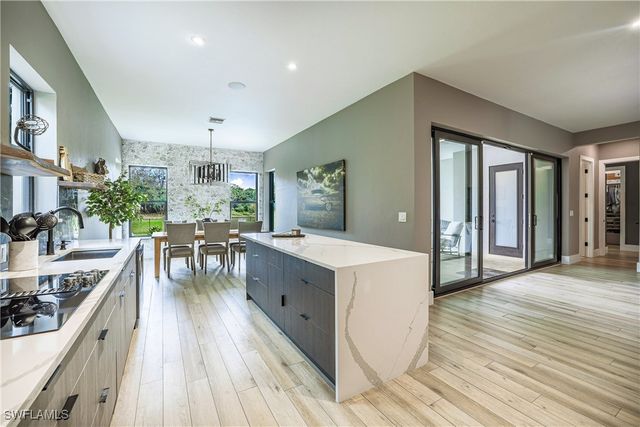 4269 15th AVE SW, Naples, FL 34116