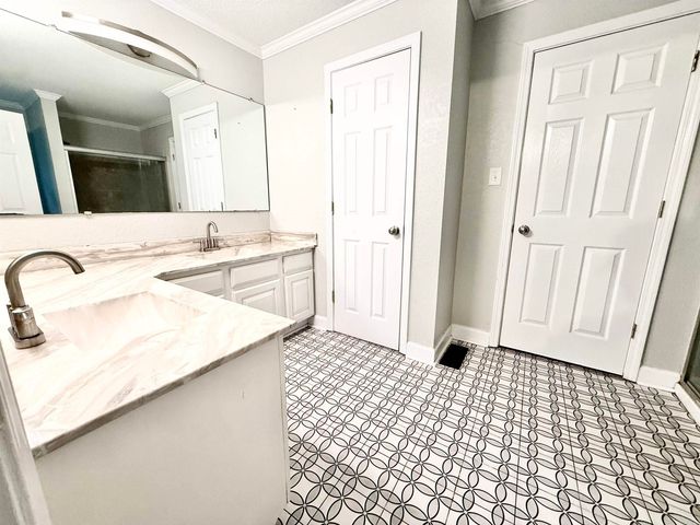 407 Meriwether, Paragould, AR 72450