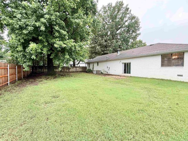 407 Meriwether, Paragould, AR 72450