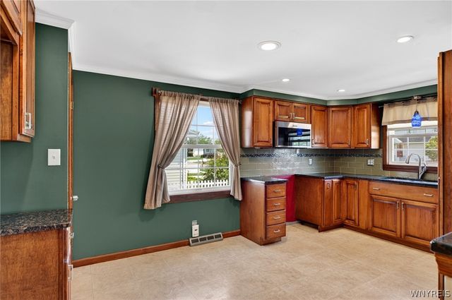 166 Dean Road, Cheektowaga, NY 14043