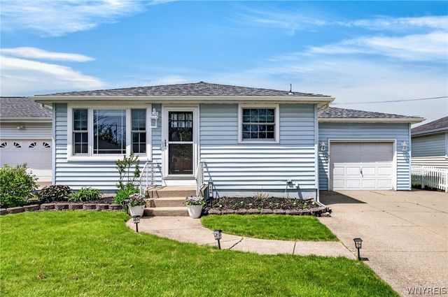 166 Dean Road, Cheektowaga, NY 14043