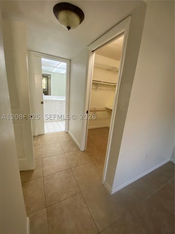 10625 SW 112th Ave 103, Miami, FL 33176
