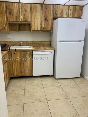 10625 SW 112th Ave 103, Miami, FL 33176