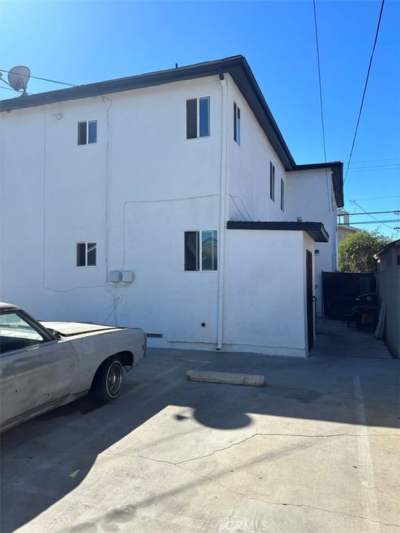 10418 Wilmington, Los Angeles, CA 90002 — photo 2