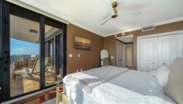 575 SANCTUARY DRIVE A504, Longboat Key, FL 34228