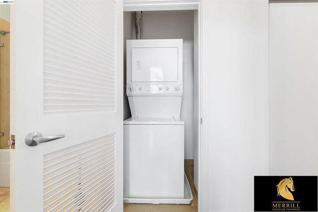 630 Thomas L Berkley Way 822, Oakland, CA 94612