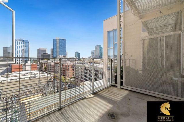 630 Thomas L Berkley Way 822, Oakland, CA 94612