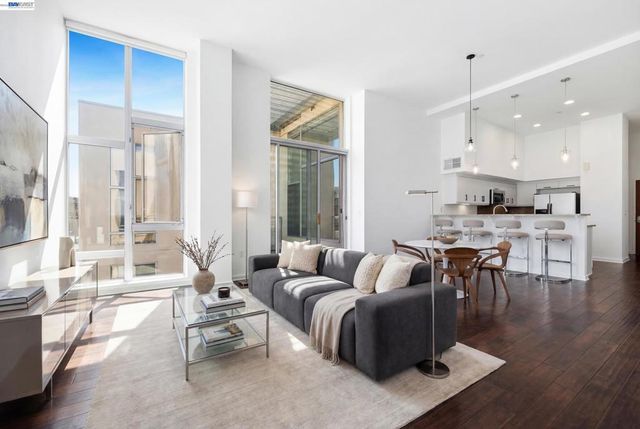 630 Thomas L Berkley Way 822, Oakland, CA 94612