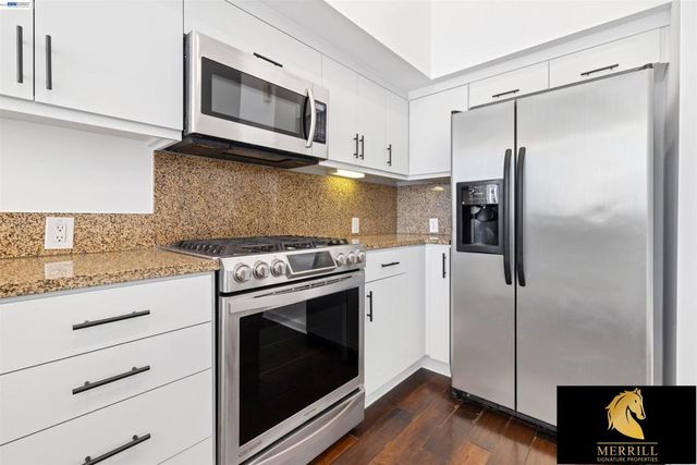 630 Thomas L Berkley Way 822, Oakland, CA 94612