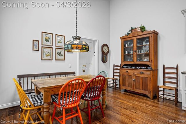 10002 Harbor Place Drive, Saint Clair Shores, MI 48080