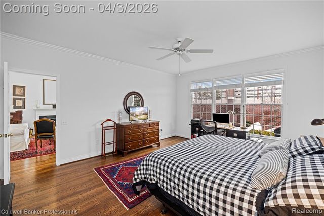 10002 Harbor Place Drive, Saint Clair Shores, MI 48080