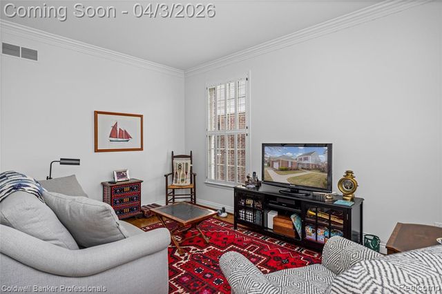 10002 Harbor Place Drive, Saint Clair Shores, MI 48080