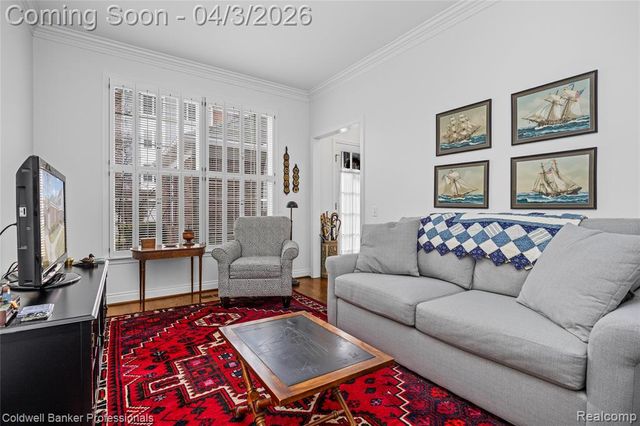 10002 Harbor Place Drive, Saint Clair Shores, MI 48080