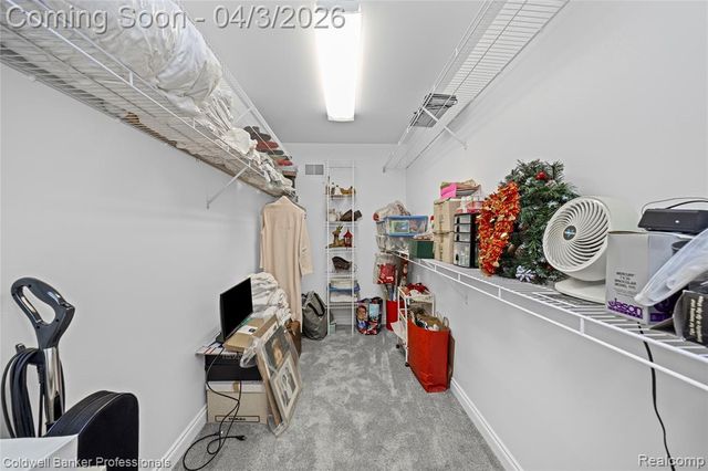 10002 Harbor Place Drive, Saint Clair Shores, MI 48080