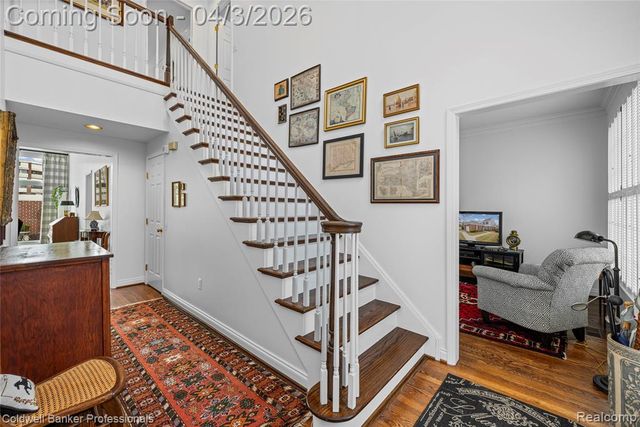 10002 Harbor Place Drive, Saint Clair Shores, MI 48080