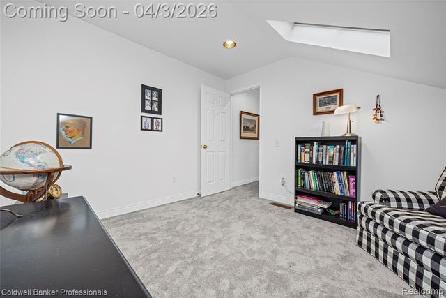 10002 Harbor Place Drive, Saint Clair Shores, MI 48080