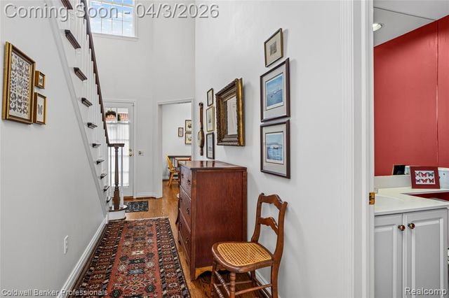 10002 Harbor Place Drive, Saint Clair Shores, MI 48080