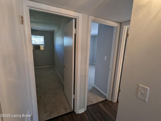3523 Georgetown Pl, Louisville, KY 40215