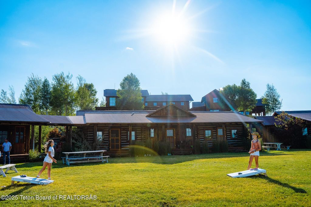 491 STATE HWY 354, Daniel, WY 83115 photo 17