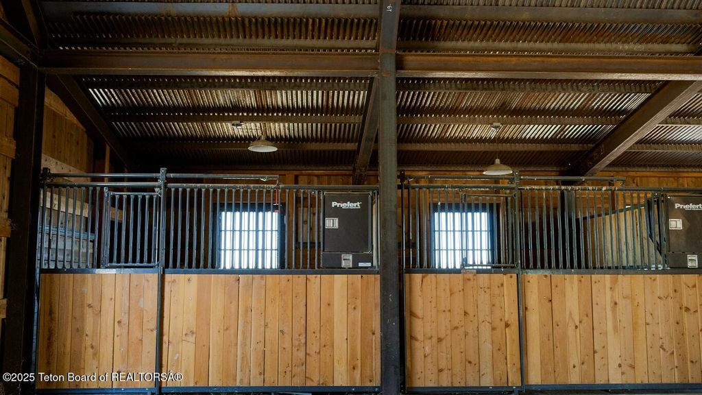 491 STATE HWY 354, Daniel, WY 83115 photo 25