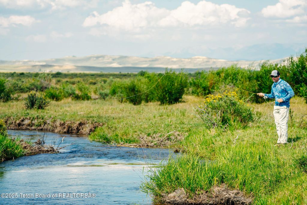 491 STATE HWY 354, Daniel, WY 83115 photo 6