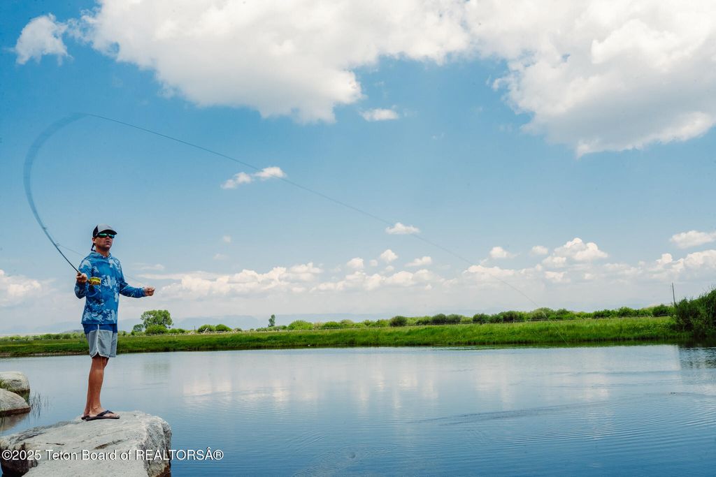 491 STATE HWY 354, Daniel, WY 83115 photo 9