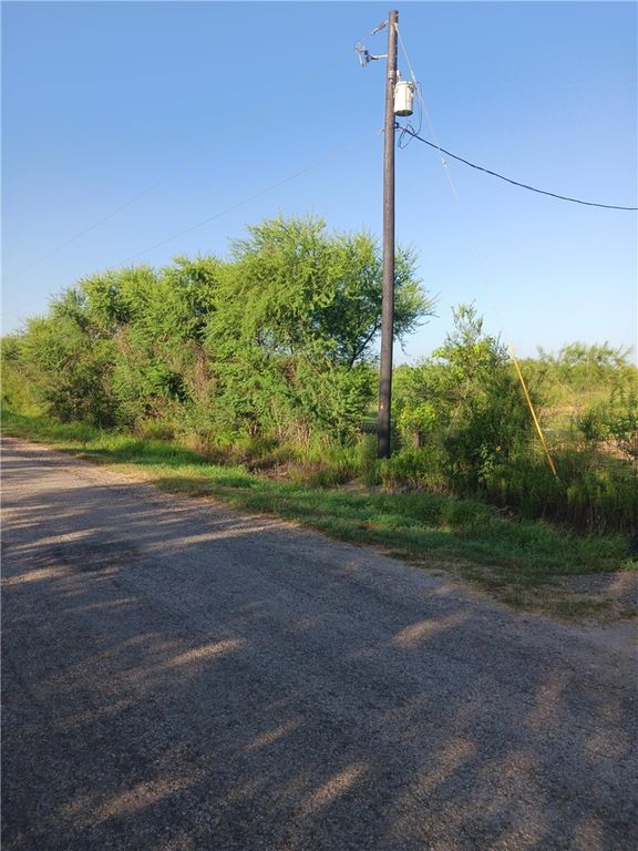 7883 County Road 2431, Sinton, TX 78387 — exterior