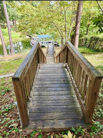 219 Magnolia Drive, Burkeville, TX 75932