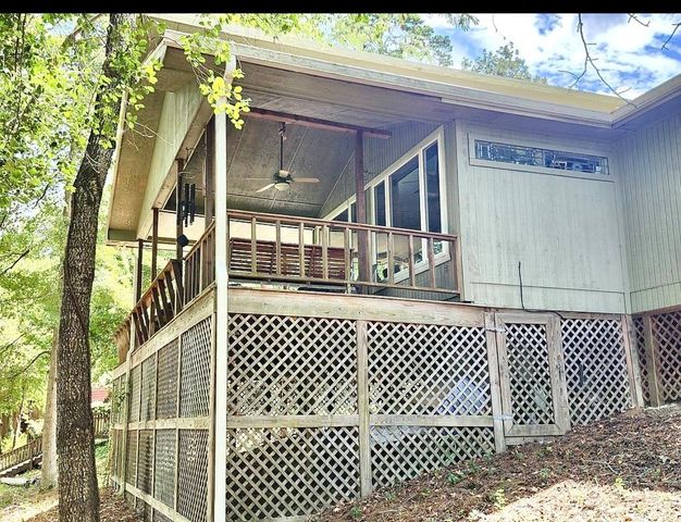 219 Magnolia Drive, Burkeville, TX 75932