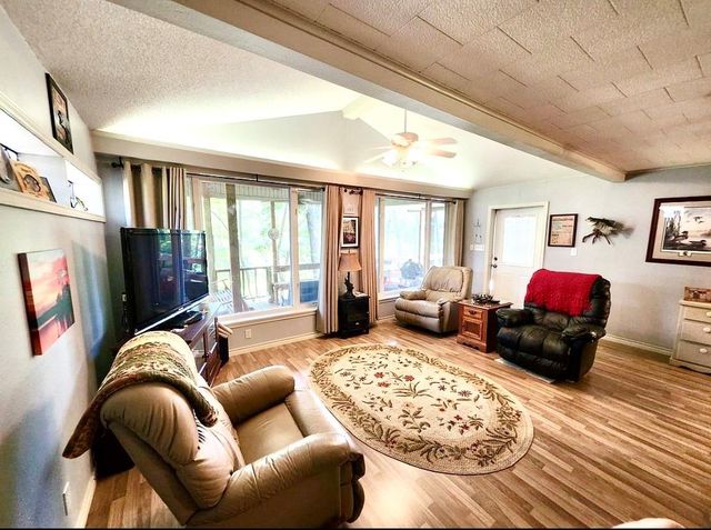 219 Magnolia Drive, Burkeville, TX 75932