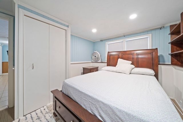 29 Hillcrest Ave, Brockton, MA 02301