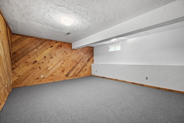 399 Pond St B8, Braintree, MA 02184