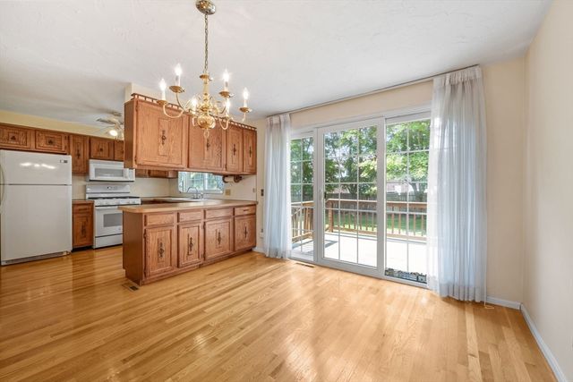 399 Pond St B8, Braintree, MA 02184