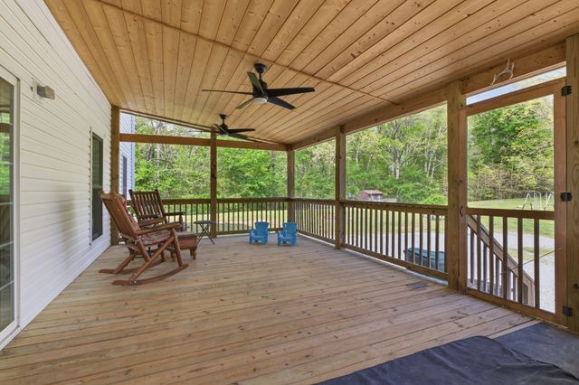 985 Furnace Hollow Road, Dickson, TN 37055