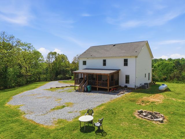 985 Furnace Hollow Road, Dickson, TN 37055