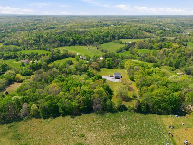 985 Furnace Hollow Road, Dickson, TN 37055