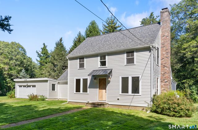 137 Flat Meadow Road, Guilford, CT 06437