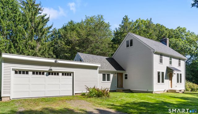 137 Flat Meadow Road, Guilford, CT 06437