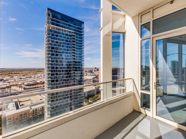 2430 Victory Park Lane 2301, Dallas, TX 75219