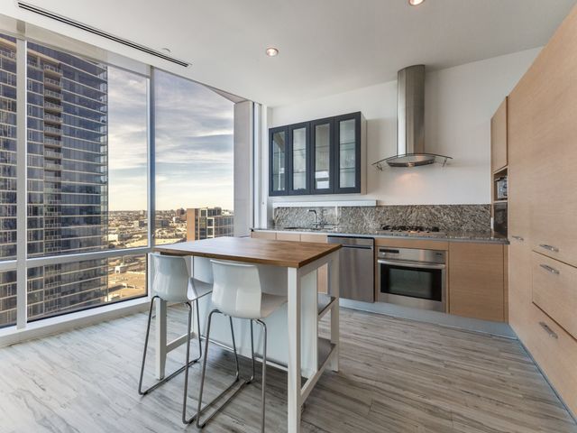 2430 Victory Park Lane 2301, Dallas, TX 75219