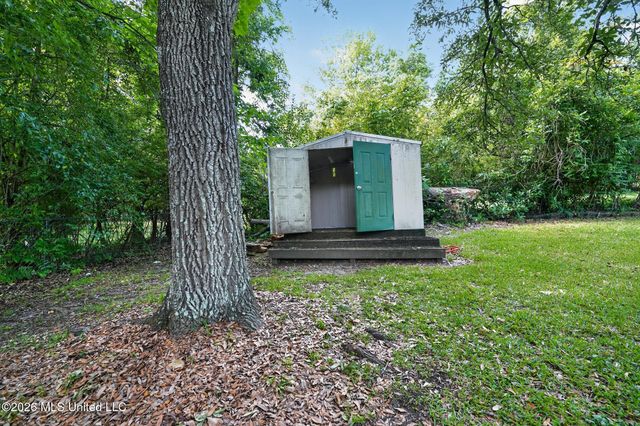 1523 Winchester Street, Jackson, MS 39211