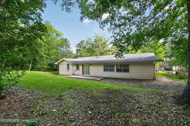 1523 Winchester Street, Jackson, MS 39211