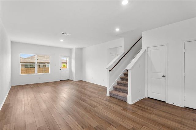 448 Perfect World LOOP, Jarrell, TX 76537