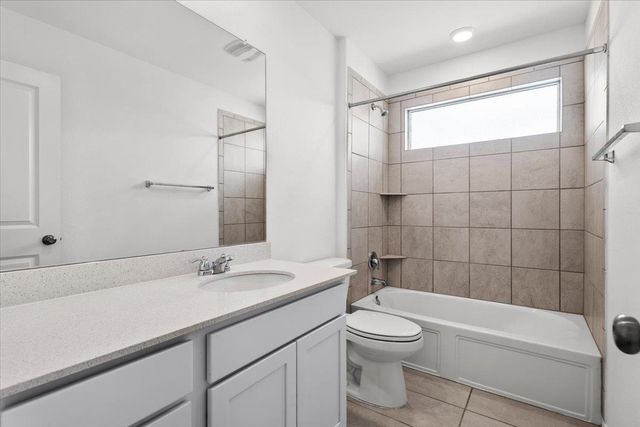 448 Perfect World LOOP, Jarrell, TX 76537