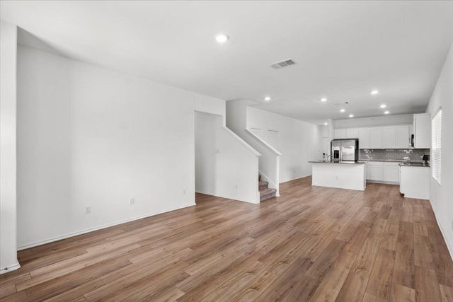 448 Perfect World LOOP, Jarrell, TX 76537