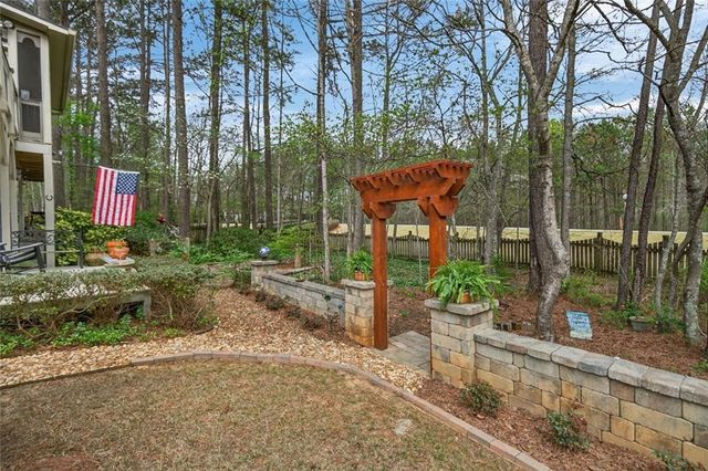 129 Dorchester Way, Villa Rica, GA 30180