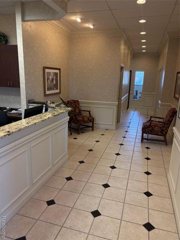 27320 Harper Avenue, Saint Clair Shores, MI 48081