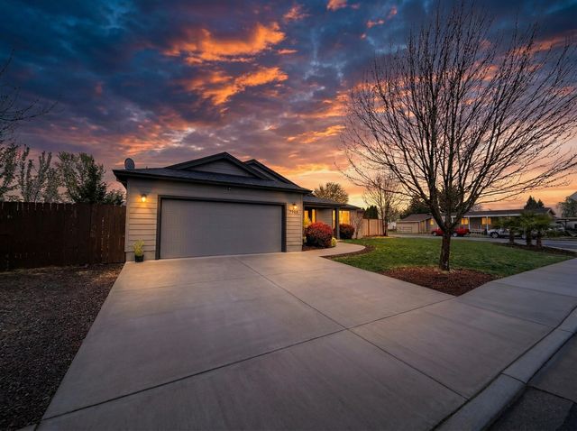 7908 Timberline Road, White City, OR 97503